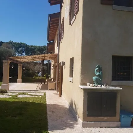 Casale La Meridiana Bed & Breakfast