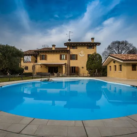 Bed & Breakfast Casale La Meridiana *